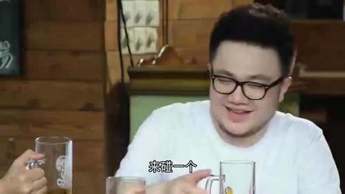 路过的吃瓜小伙